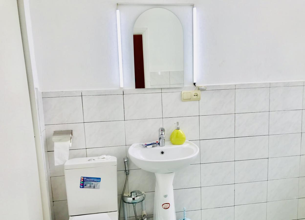 Check-In Apartment Near Fountain Square Vidadi Str Baku Exterior photo